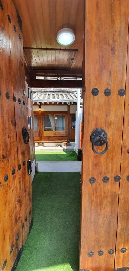 Shim San Jae Villa Seoul