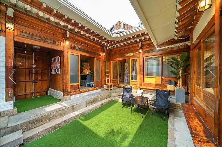 Shim San Jae Villa Seoul